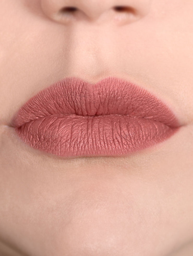 Lip Fix 12 Vintage Rose Blèzi Lip Fix 12 Vintage Rose op lippen