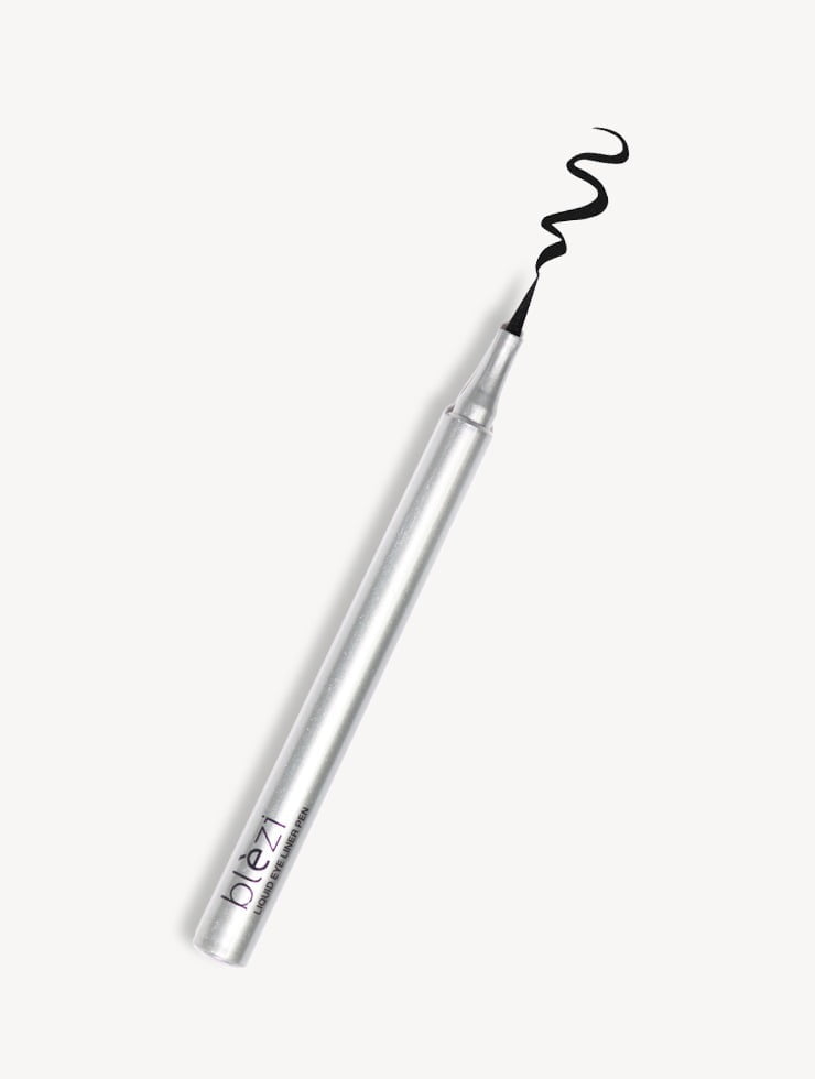 Liquid Eye Liner Pen Blèzi Liquid Eye Liner Pen met swatch